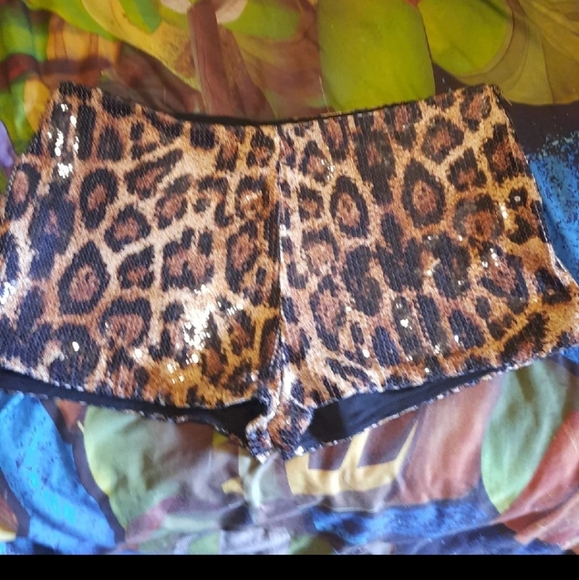 Charlotte Russe Leopard print sequin shorts - Picture 1 of 3